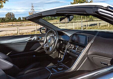 BMW M850i xDrive Cabrio -