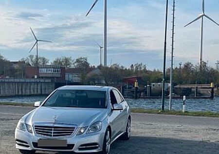 Mercedes-Benz E 350 CDI BlueEFFICIENCY - AMG Line