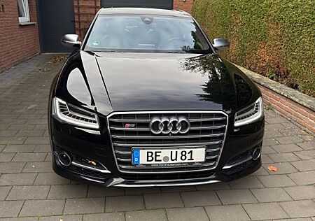 Audi S8 4.0 TFSI tiptronic quattro -