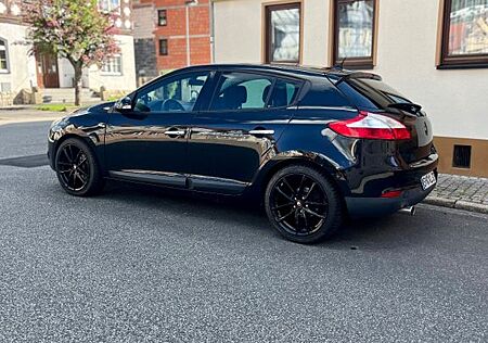 Renault Megane Bose Edition ENERGY TCe 130 Start & S...