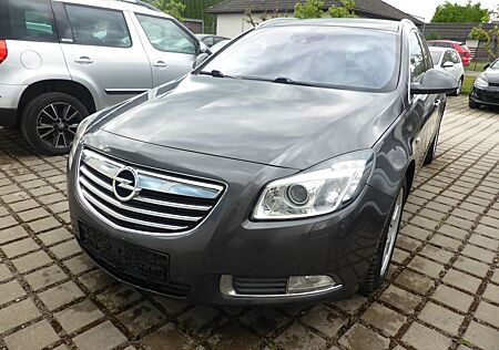 Opel Insignia A Sports Tourer Innovation LEDER