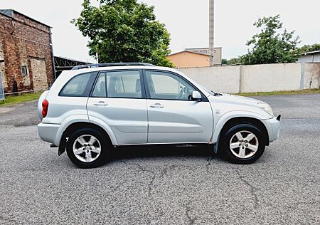 Toyota RAV 4 2.0-l-VVT-i Automatik / Klima