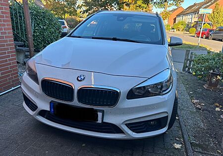 BMW 2er 220 Gran Tourer 220d xDrive Steptronic Sport...