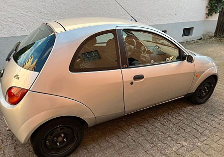 Ford Ka /+ 1,3 51kW Royal Royal
