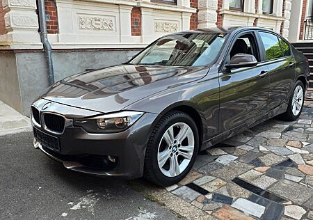 BMW 320i 2.0 Benzin Klimatronik Sitzheizung Tempomat
