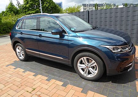 VW Tiguan Volkswagen 1.4 eHybrid Elegance AHK Matrix Garantie