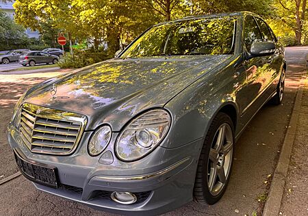 Mercedes-Benz E 280 Elegance Scheckheft TÜV 07/27 Unfallfrei
