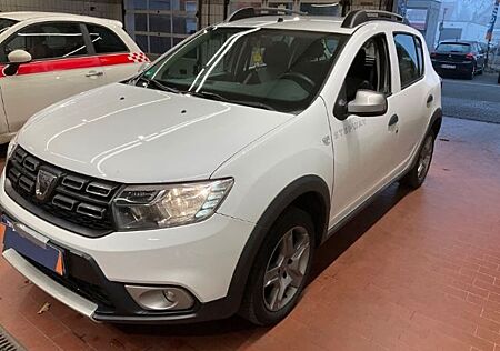 Dacia Sandero II Stepway Essential Klima Freisprech Fa