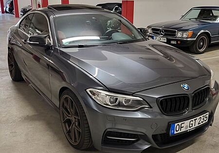 BMW M235i Coupé -