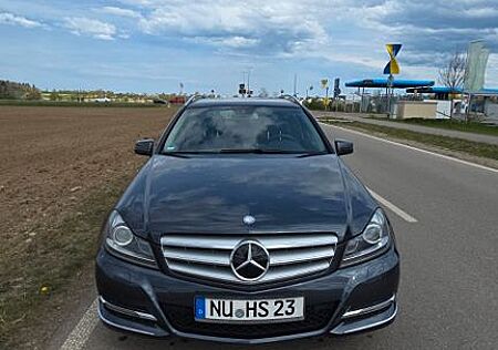 Mercedes-Benz C 220 CDI T AVANTGARDE Autom. Intelligent Light