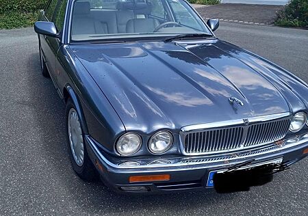 Jaguar XJ XL 3.2 Executive Executive