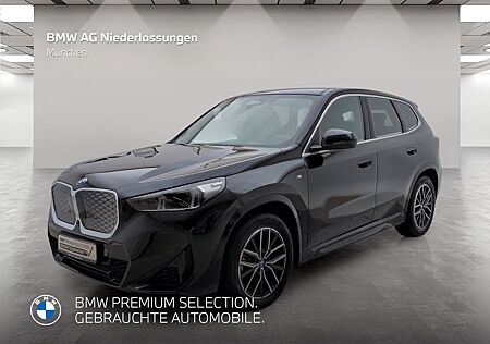 BMW iX1 xDrive30 M Sport AHK Driv.Assist.Prof LED