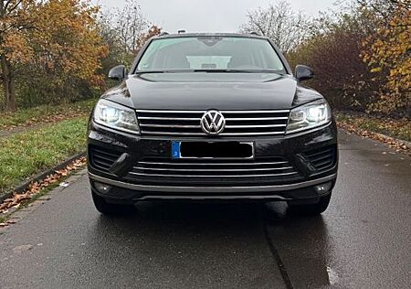 VW Touareg Volkswagen 4.2 V8 TDI Tiptronic -