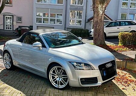 Audi TT Roadster 2.0 TFSI S tronic quattro