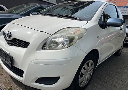 Toyota Yaris Basis
