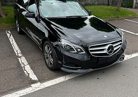 Mercedes-Benz E 400 4MATIC T. 1.Hand Tüv Neu