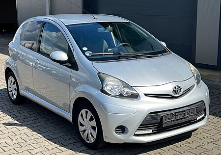 Toyota Aygo (X) AYGO Cool Go 1.0 50kW - Navi - Klima - Euro5 !
