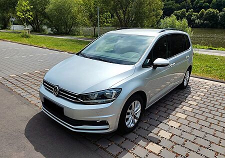 VW Touran Volkswagen 1.4 TSI DSG Alu Klimaaut PDC SHZ