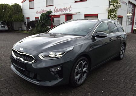 Kia Cee'd Sportswagon PLATINUM EDITION PANO