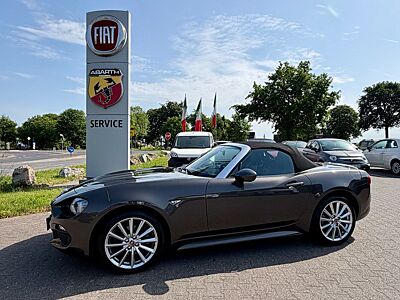 Fiat 124 Spider Lusso Bose*LED*Vollleder*Top Gepfelgt