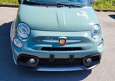 Abarth 595 1.4 T-Jet /695 Anniversario