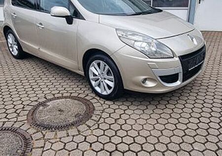 Renault Scenic Luxe 2.0 16V 140 CVT Luxe