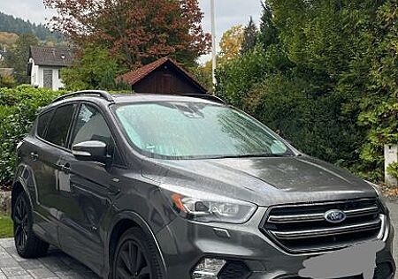 Ford Kuga gebraucht kaufen Ford Kuga 2,0 TDCi 4x4 132kW ST-Line PowerShift