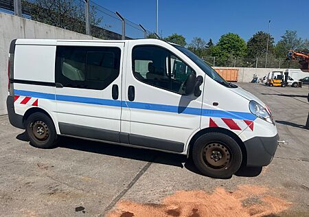 Opel Vivaro 137562 KM MIX MAX 6 SITZE