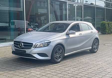 Mercedes-Benz A 180 BlueEfficiency SHZ/NAVI/KLIMA/PDC/