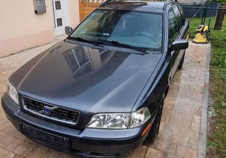 Volvo V40 1.9D -