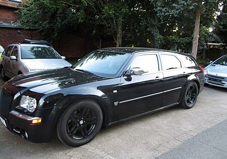 Chrysler 300C Touring 3.0 CRD Autom. -