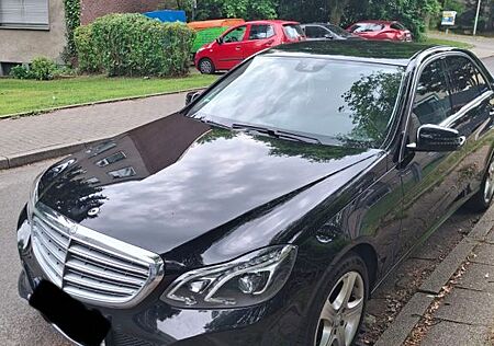 Mercedes-Benz E 250 Mercedes Bluetec 4Matic