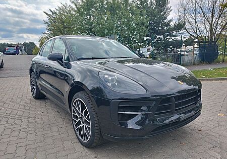 Porsche Macan S