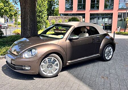 VW Beetle Volkswagen 1.2 TSI DSG 70's Cabriolet 70's