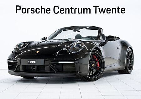 Porsche 992 Carrera 4 GTS Cabrio