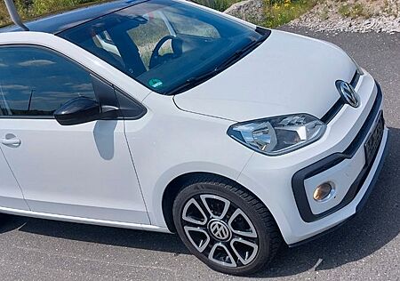 VW Up Volkswagen GTI ! *90PS*Climatic*weiß/schwarz*SHZ*PDC*Blue