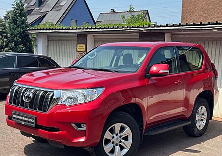 Toyota Land Cruiser 2.8 D-4D Aut. 3-TÜRER NAVI RKAM LED