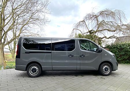 Opel Vivaro Combi 16CDT