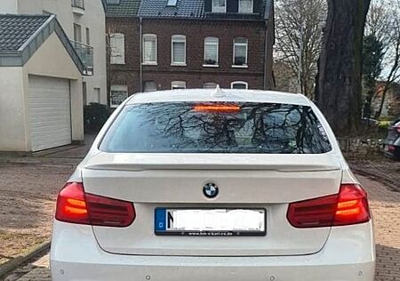 BMW 316d Sport Line Sport Optik