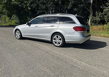 Mercedes-Benz E 200 BlueTEC T, AHK, Kindersitze, Achse Neu