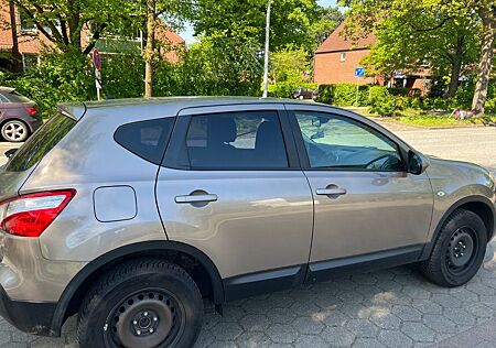 Nissan Qashqai gebraucht kaufen Nissan Qashqai 1.6 Acenta Acenta