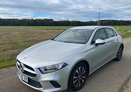 Mercedes-Benz A 180 d