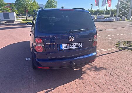 VW Touran Volkswagen 1.4 TSI 103kW DSG -