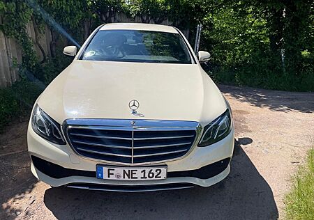 Mercedes-Benz E 200 d Autom. -