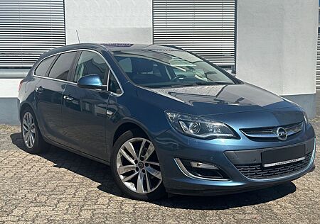 Opel Astra J Sports Tourer 2.0 CDTI * Top Extras *