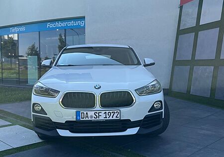 BMW X2 18i, Sitzheizung, Navigation,lichtpaket