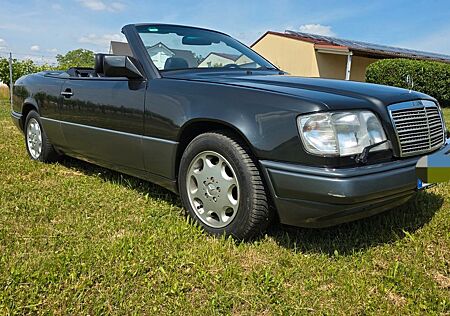 Mercedes-Benz E 320 Cabrio