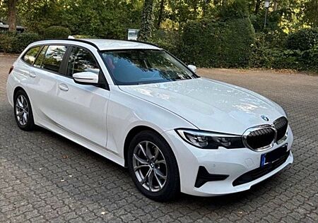 BMW 318d Touring