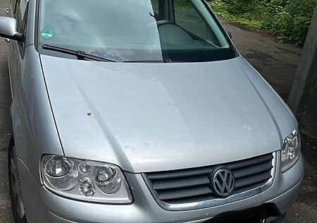 VW Touran Volkswagen 1.6 Trendline Trendline