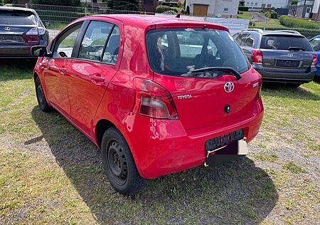 Toyota Yaris Sol